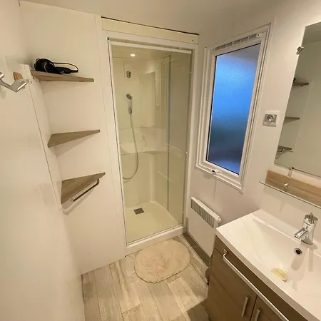 Mobilhome 8 Pers Climatise La Reserve 4 Etoiles Piscine Proche Casa de Férias *